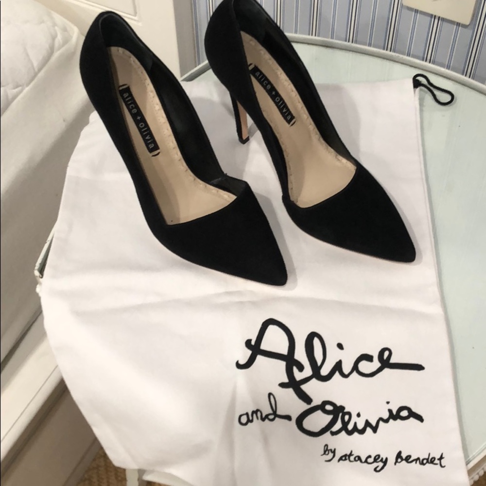Alice and Olivia black suede Dina pumps